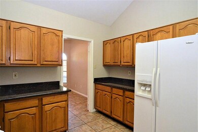 713 Windsor Dr, Friendswood, TX 77546 - photo 4