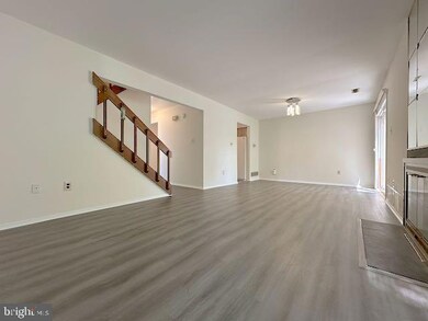 22 Tulip Ct, Mount Laurel, NJ 08054 - photo 7