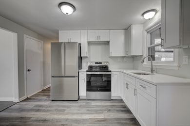 30 Harding Ave, Bloomfield, CT 06002 - photo 3