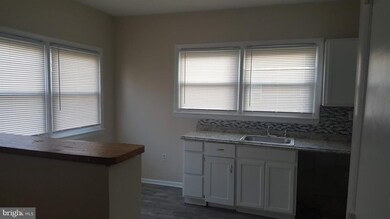 1098 W Ridge Rd unit A - 1ST FLOOR, Marcus Hook, PA 19061 - photo 3
