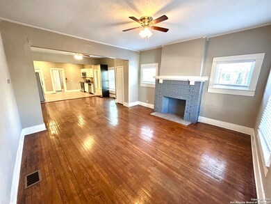 502 E Laurel unit 1, San Antonio, TX 78212 - photo 2