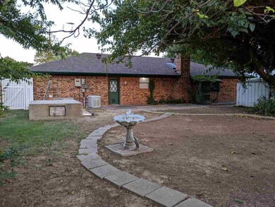 509 Westridge Dr, Duncan, OK 73533 - photo 2