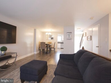 17 Piedmont Ct, Halethorpe, MD 21227 - photo 4