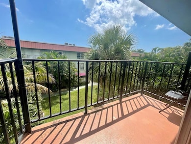 809 W Oakland Park Blvd unit J12, Wilton Manors, FL 33311 - photo 3