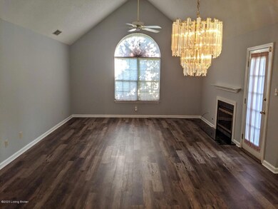 10100 Grand Cypress Ct, Louisville, KY 40291 - photo 5