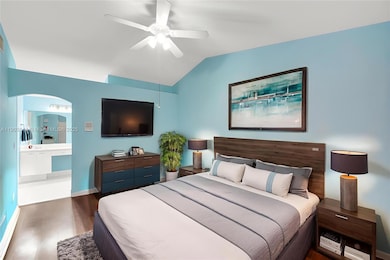 1046 Satinleaf St, Hollywood, FL 33019 - photo 7