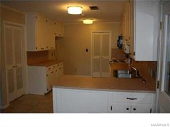 Traditional kitchen with lots of counter space and