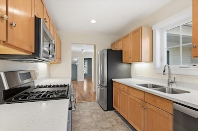 156 Commons Rd, Williston, VT 05495 - photo 3