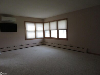 521 6th St NE, Clarion, IA 50525 - photo 7