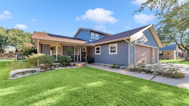 207 Fox Crossing, Burnet, TX 78611 - photo 2