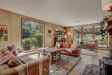 Almost floor to ceiling windows really lets the light in!