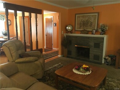 Gas fireplace in the living room