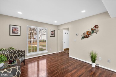 12830 Kitchen House Way, Germantown, MD 20874 - photo 6