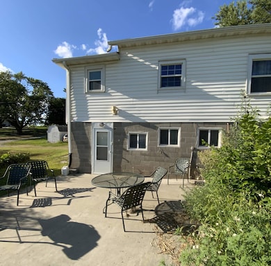 1505 Grove Ave, Corning, IA 50841 - photo 4