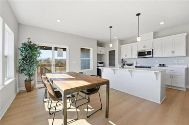 9030 SW 5 St, Blue Springs, MO 64064 - photo 5