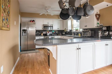 2745 Victoria Ln, Easton, PA 18045 - photo 5