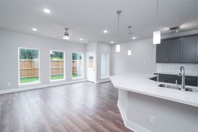 4401 Alvin St unit A, Houston, TX 77051 - photo 2