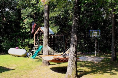 213 N Rosewood St, Shell Knob, MO 65747 - photo 5