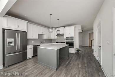 3090 N Spurway Dr, Ann Arbor, MI 48105 - photo 5