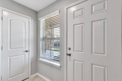 16831 Silent Pines Ct, Conroe, TX 77302 - photo 4