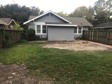 801 Peddie St, Houston, TX 77008 - photo 6