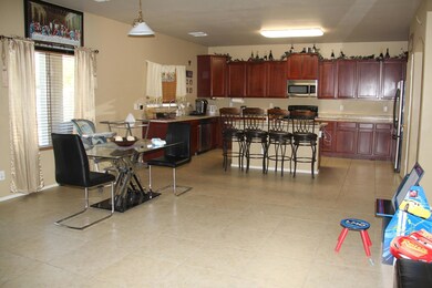 Kitchen eat in