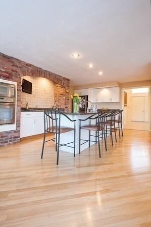 7 Leo Chasse Way, Framingham, MA 01701 - photo 5
