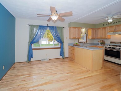 10 N 2nd St-106