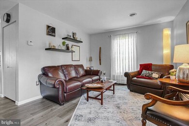 108 W 34th St, Reading, PA 19606 - photo 3