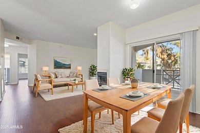 img_009 - Dining Room - Scandinavian - 2