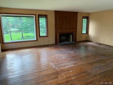 148 Algonquin Rd, Barrington, IL 60010 - photo 3