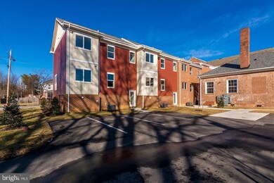 13 1st Ave SW unit 6, Glen Burnie, MD 21061 - photo 4