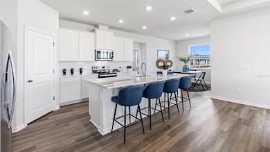 18013 Gander Terrace, Lakewood Ranch, FL 34211 - photo 6