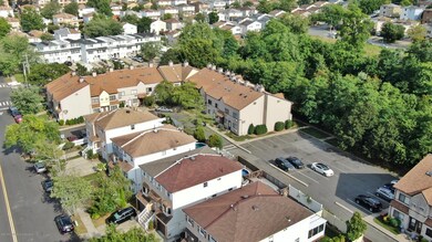 360 Barlow Ave unit 17, Staten Island, NY 10308 - photo 2