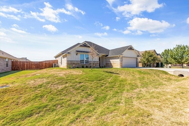 3003 Promenade Dr, Granbury, TX 76049 - photo 4