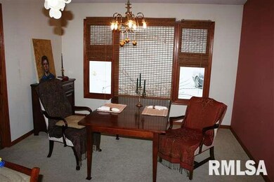 1603 Mccormick Place, Davenport, IA 52807 - photo 2