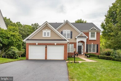 17052 Anns Brook Ct, Woodbridge, VA 22191 - photo 2