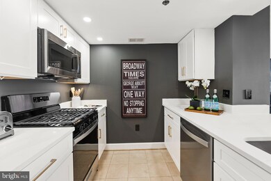 The Williamsburg unit 1219, Arlington, VA 22201 - photo 6