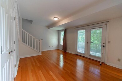 unlisted-address, Columbus, OH 43201 - photo 2