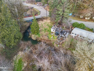 7014 Crystal Creek Loop