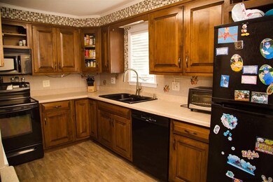 32 5th St, Schenectady, NY 12302 - photo 3