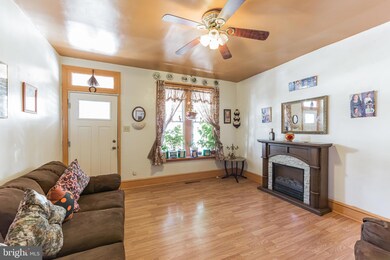 734 Thorn St, Reading, PA 19601 - photo 6