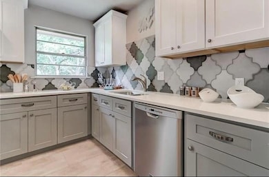 628 Willow St, Hurst, TX 76053 - photo 3