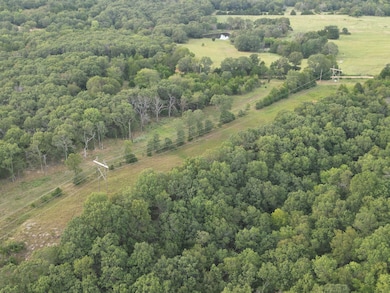 7507 E West 137 Rd, Holdenville, OK 74848 - photo 2
