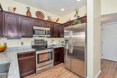 7 Kitchen 2