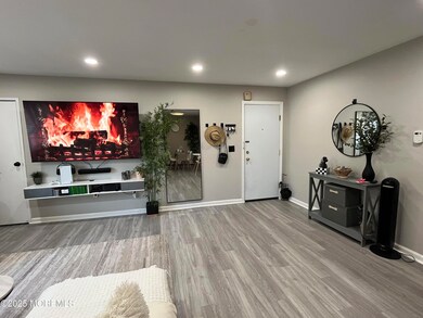 14B Juniper Ln, Eatontown, NJ 07724 - photo 4