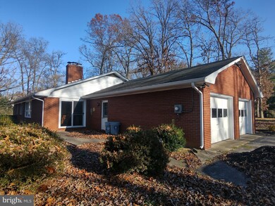 734 Martz Rd, Sykesville, MD 21784 - photo 5