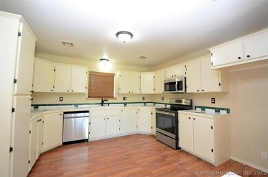 Great working space in Kitchen