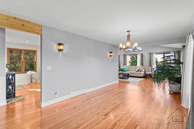 400 Crestview Rd, Fox River Grove, IL 60021 - photo 6