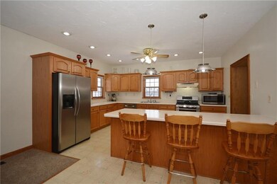 Gourmet kitchen